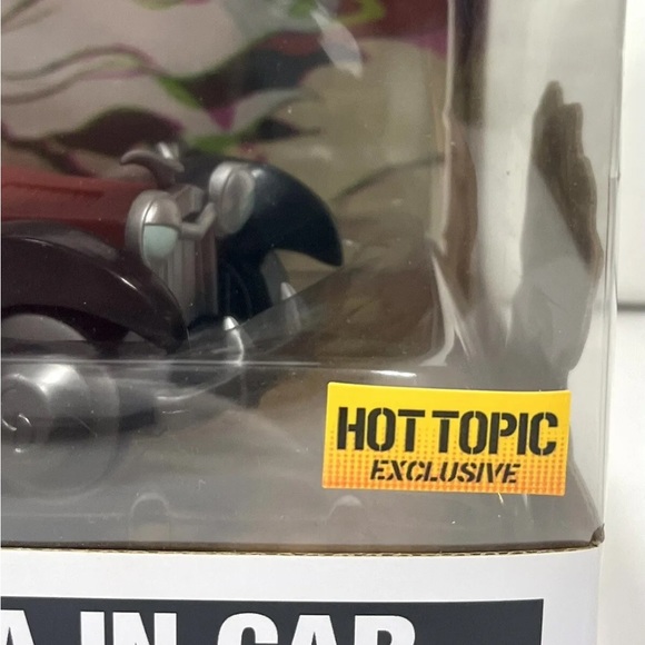 Funko Pop! Disney Cruella In Car #61 Hot Topic Exclusive Vinyl Figure - Picture 6 of 11